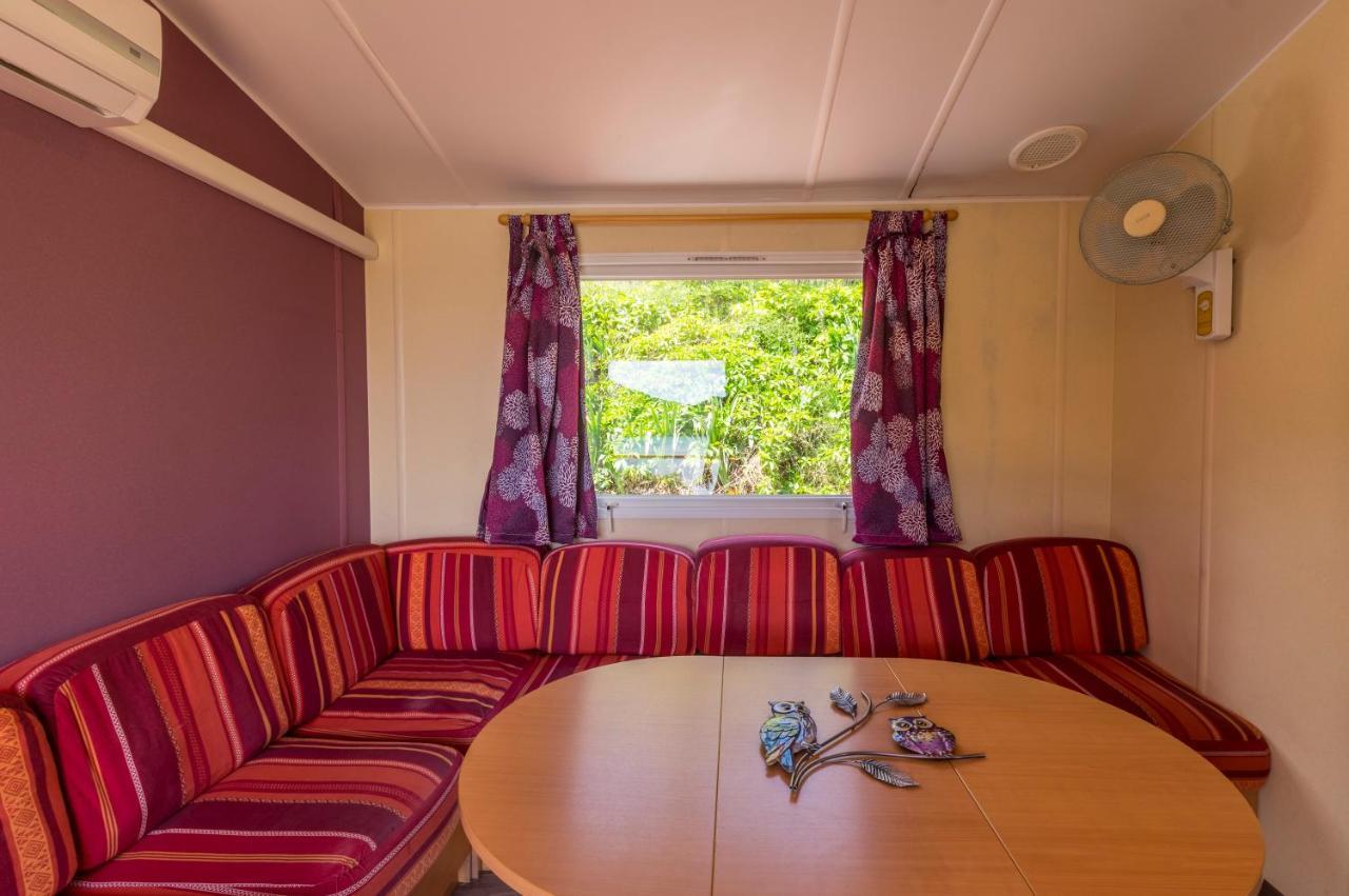 Camping Le Mas De Riri Celles  Экстерьер фото
